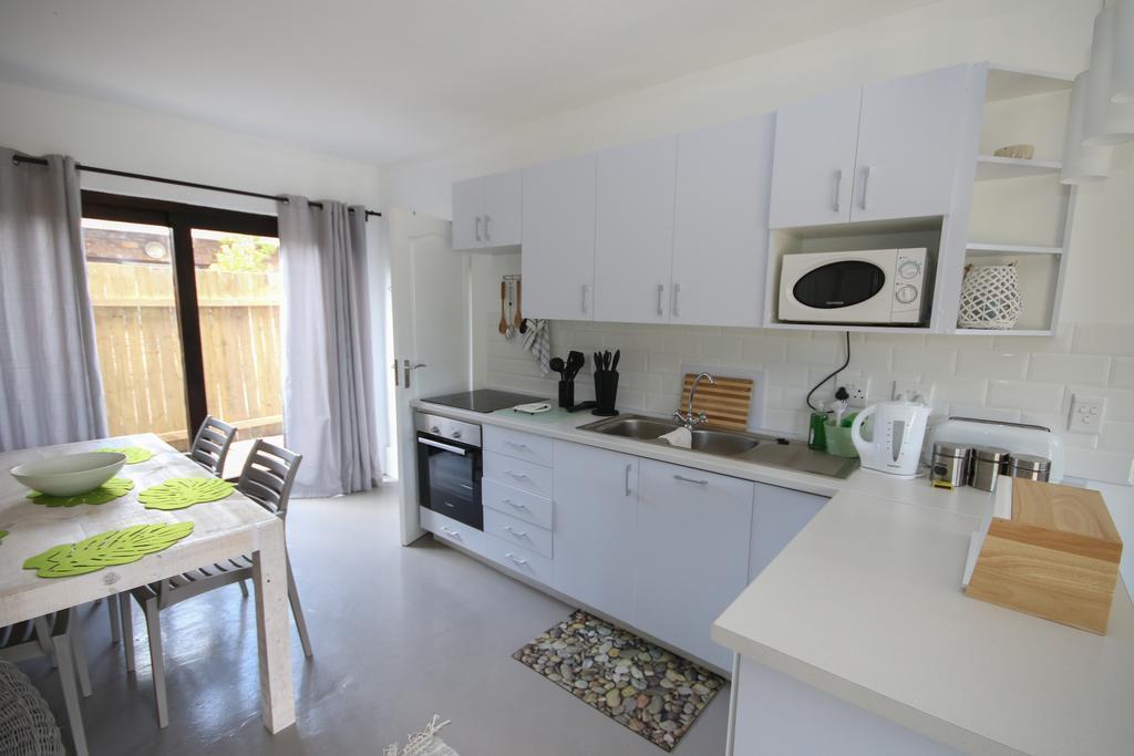 Moonriver Self Catering Плеттенберг-Бей Экстерьер фото